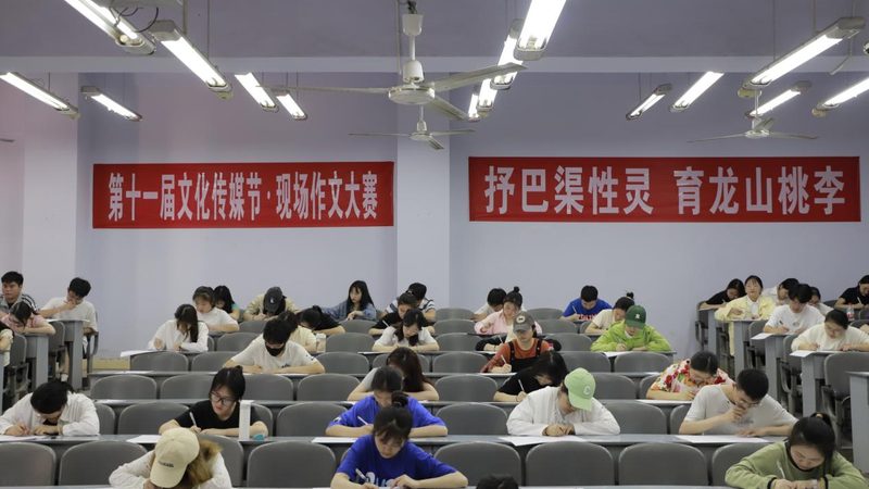 VI设计代理加盟：揭秘品牌加盟背后的逻辑与选择要点